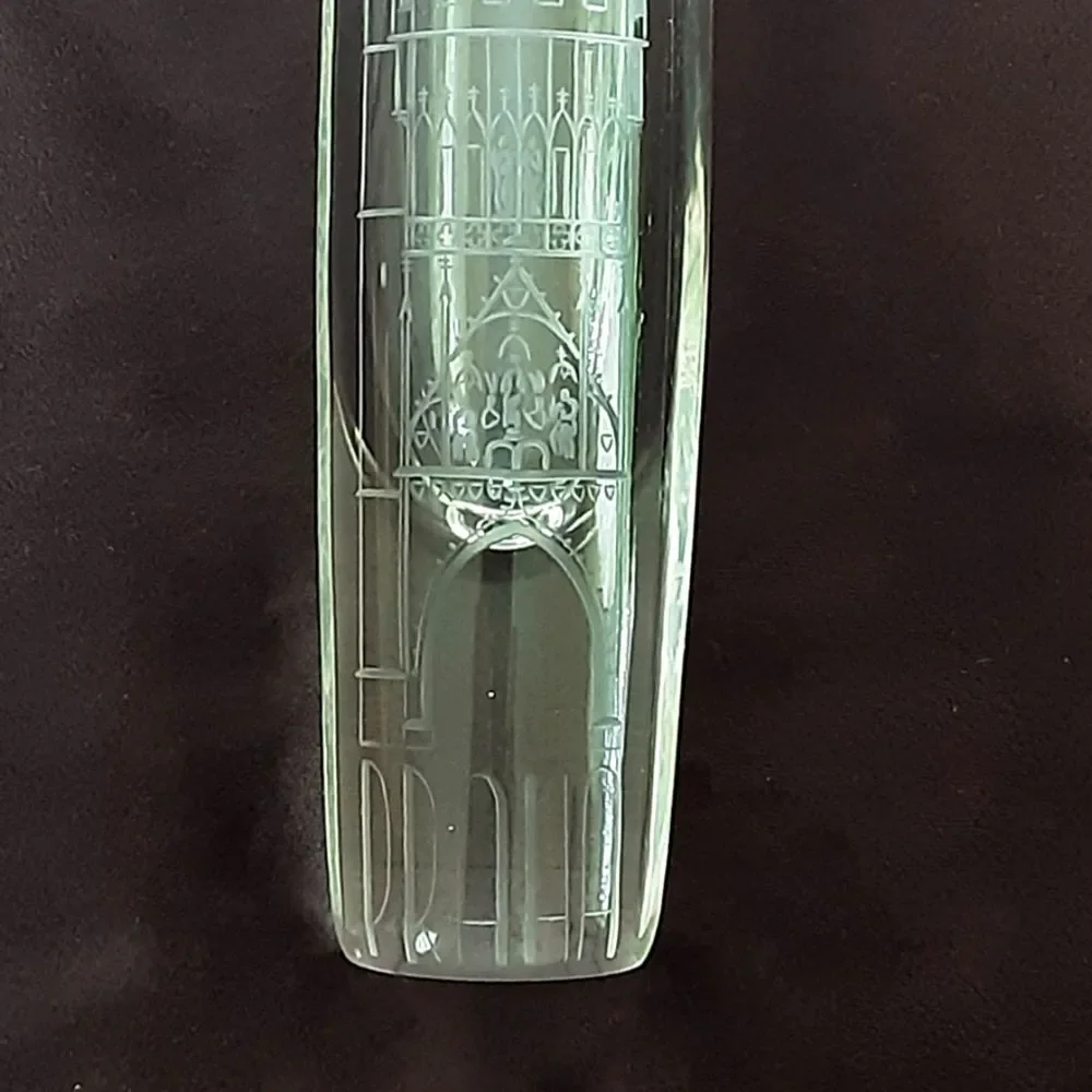 Czech PRAHA Castle | St. Vitus Cathedral Etched Crystal Vase 10